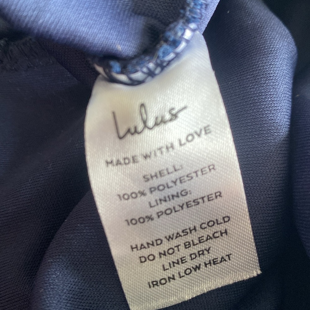 Lulu’s XS Lulu’s XS Romance Language Lace Dress - Picture 13 of 13